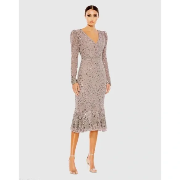 NWT Mac Duggal Sequin Dress with Beaded Hemline and Belt - size 10 - Picture 1 of 8